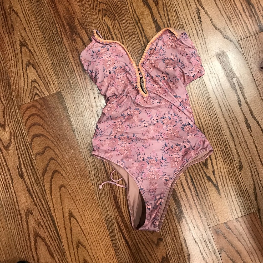 O’Neil bathing suit